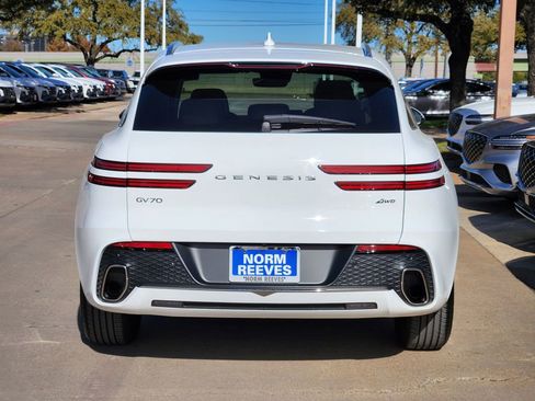 Used 2025 Genesis GV70 2.5T image 4