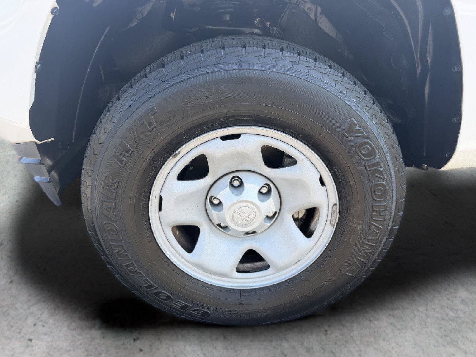 Used 2023 Toyota Tacoma SR RWD image 9
