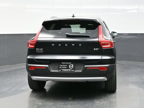 Used 2024 Volvo XC40 B5 Ultimate w/ Protection Package Premier image 6
