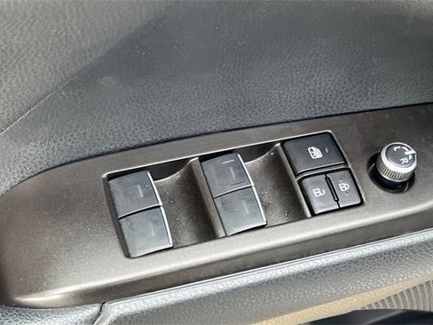 Used 2023 Toyota Camry XSE image 12