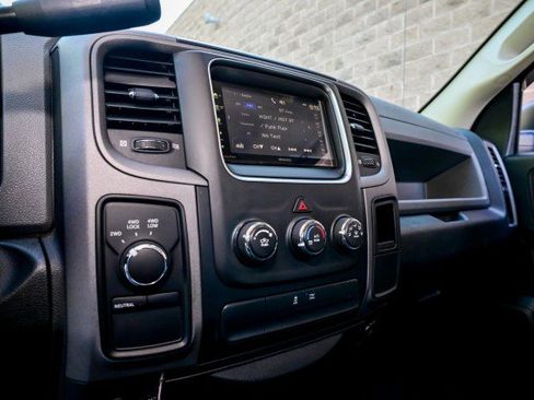 Used 2013 RAM 1500 Express AWD/4WD image 38