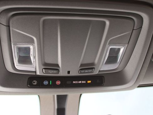 Used 2022 Chevrolet Silverado 2500 LTZ w/ Z71 Off-Road Package image 49