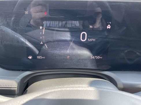 Used 2024 Buick Encore GX Sport Touring AWD/4WD image 27