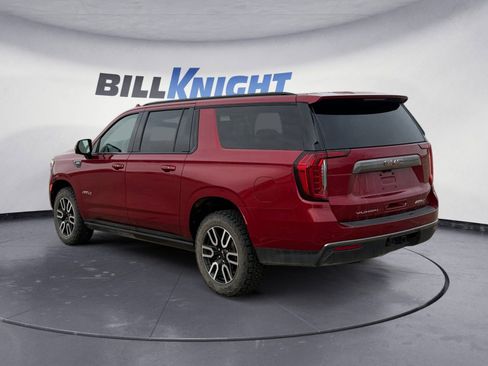 Used 2023 GMC Yukon XL AT4 w/ AT4 Premium Package image 3