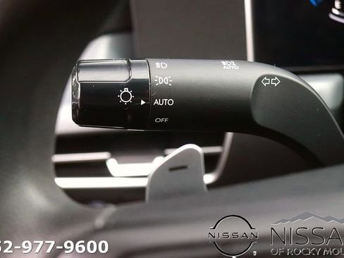 Used 2025 Hyundai Sonata SEL FWD image 24