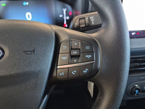 New 2025 Ford Maverick XL image 24