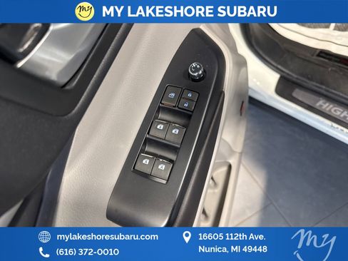 Used 2016 Toyota Highlander Limited Platinum image 25