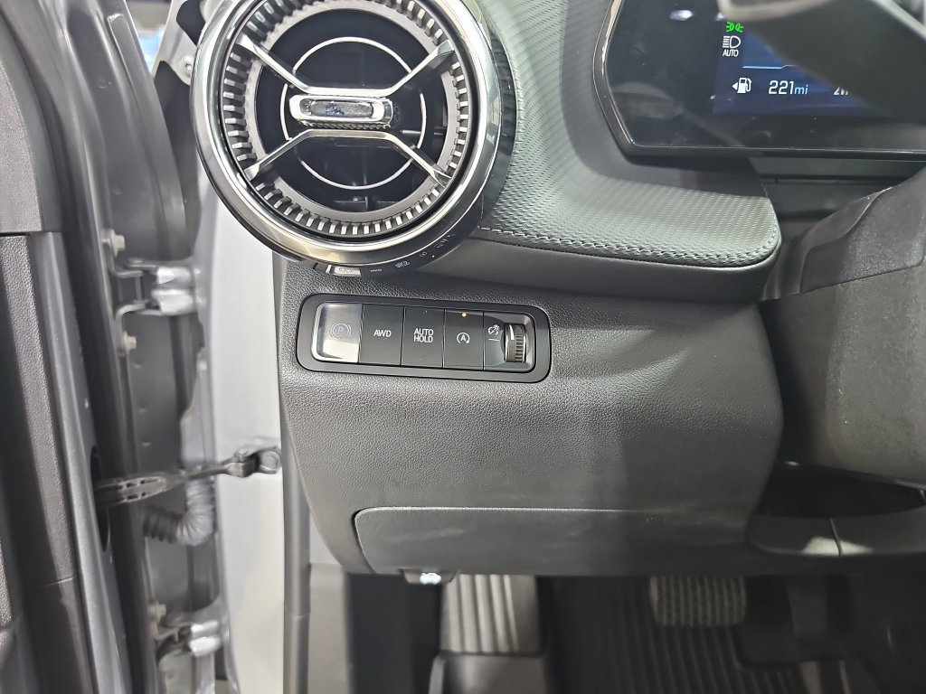 Certified 2026 Chevrolet Equinox LT AWD/4WD image 31