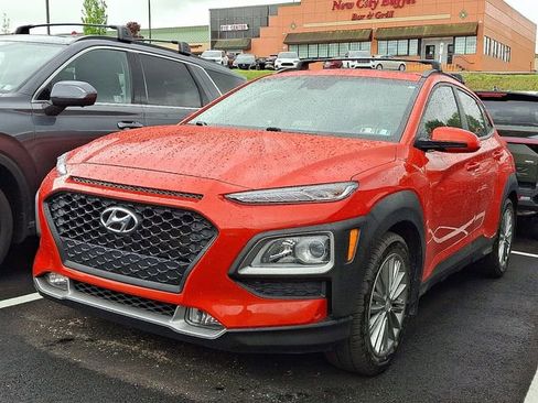 Used 2020 Hyundai Kona SEL Plus FWD image 3