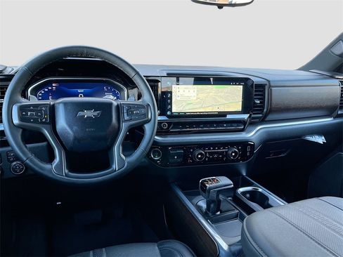 Used 2024 Chevrolet Silverado 1500 High Country w/ High Country Premium Package image 25