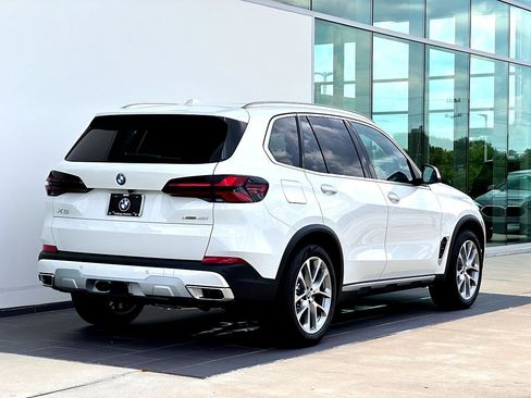 New 2026 BMW X5 xDrive40i image 4