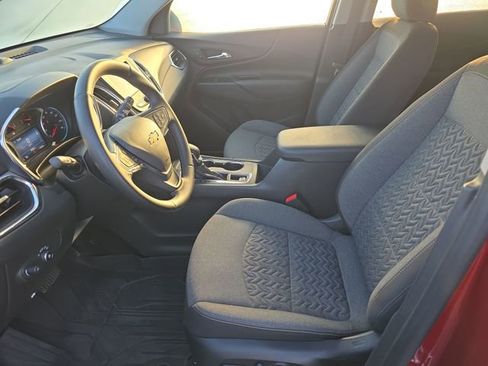 Certified 2024 Chevrolet Equinox LT w/ LPO, Floor Liner Package FWD image 12