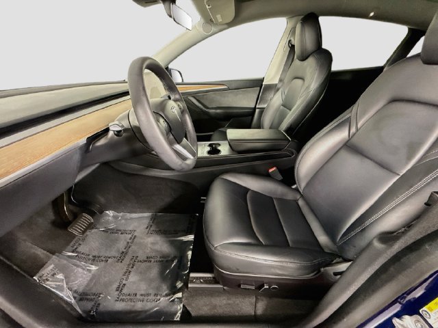 Used 2022 Tesla Model Y Long Range AWD/4WD image 20