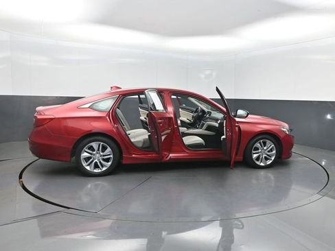 Used 2020 Honda Accord LX image 35