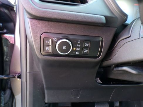 Used 2025 Ford Escape SE w/ Class II Trailer Tow Package image 11