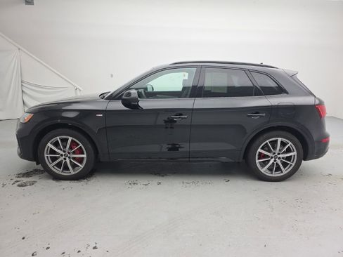 Used 2024 Audi Q5 e Premium Plus w/ Premium Plus Package AWD/4WD image 5