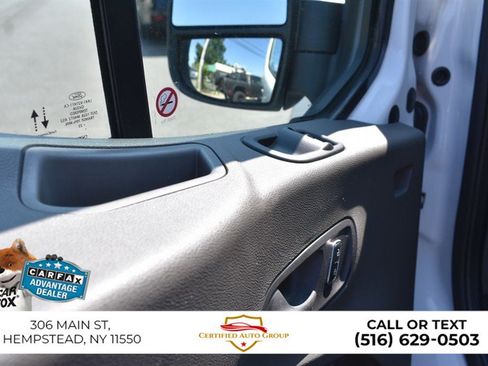 Used 2025 Ford Transit 250 Low Roof RWD image 12