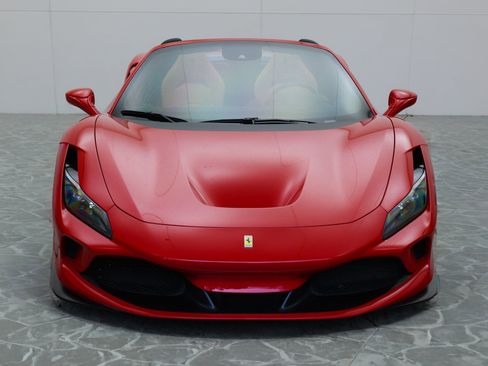Used 2021 Ferrari F8 Tributo image 19