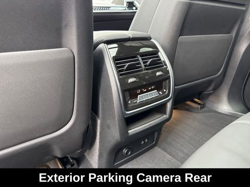 Used 2024 BMW X5 M60i AWD/4WD image 25