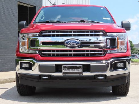 Used 2020 Ford F150 XLT w/ Equipment Group 302A Luxury AWD/4WD image 6