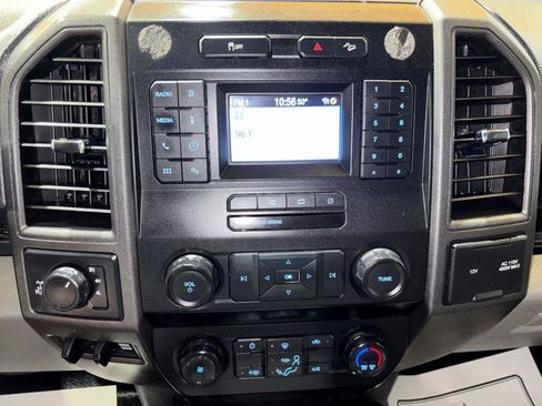 Used 2022 Ford F250 XL w/ Power Equipment Group AWD/4WD image 19