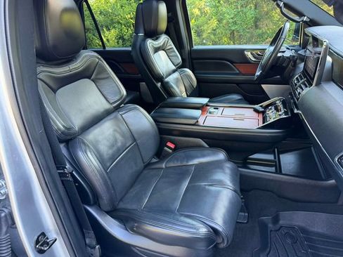 Used 2020 Lincoln Navigator Reserve w/ Luxury Package AWD/4WD image 37