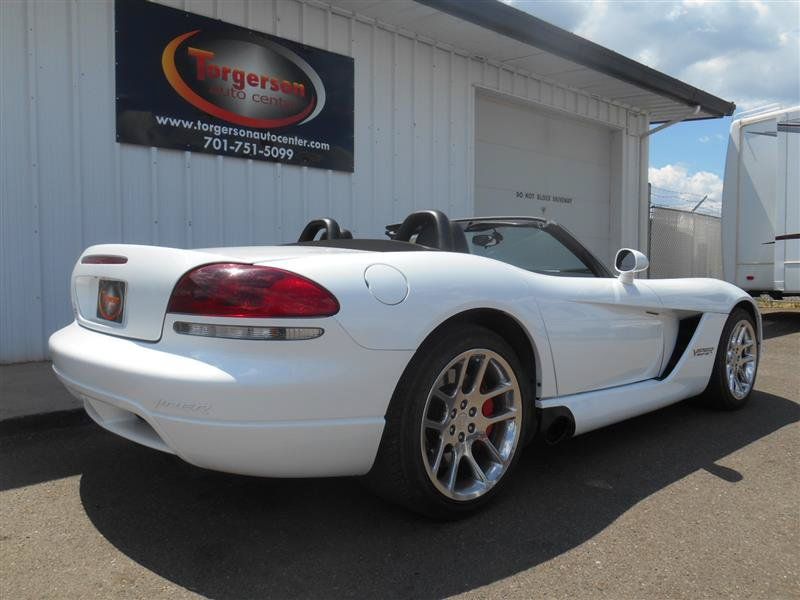 Used 2004 Dodge Viper SRT-10 RWD image 5