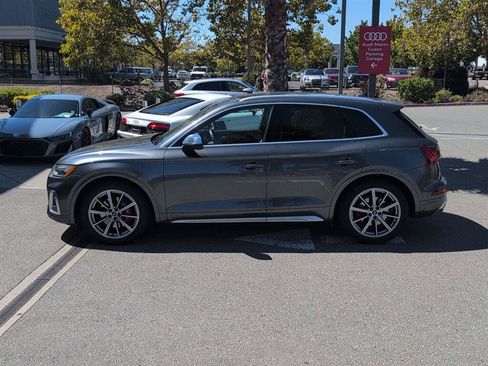 Used 2021 Audi SQ5 Premium Plus w/ Premium Plus Package AWD/4WD image 9