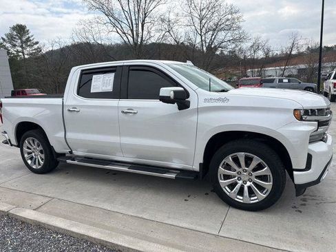Used 2021 Chevrolet Silverado 1500 High Country w/ Technology Package image 3