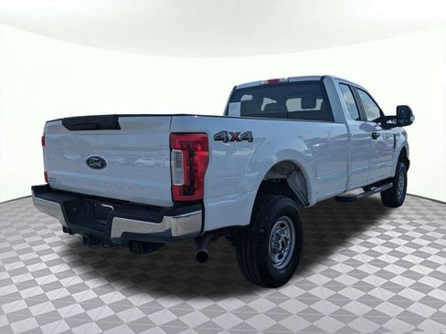 Used 2019 Ford F250 XL w/ XL Value Package AWD/4WD image 3