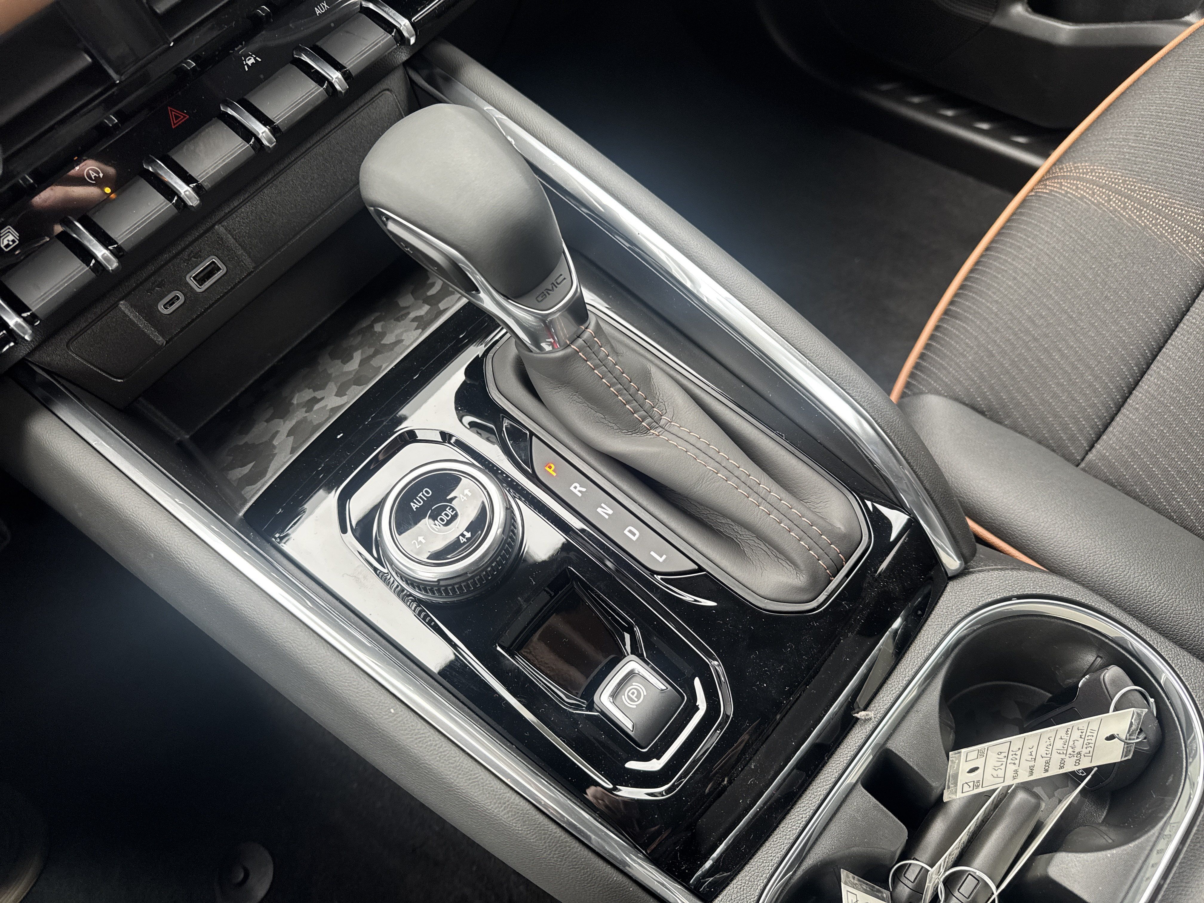 New 2026 GMC Canyon AT4 AWD/4WD image 23