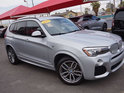 Used 2017 BMW X3 sDrive28i RWD image 2