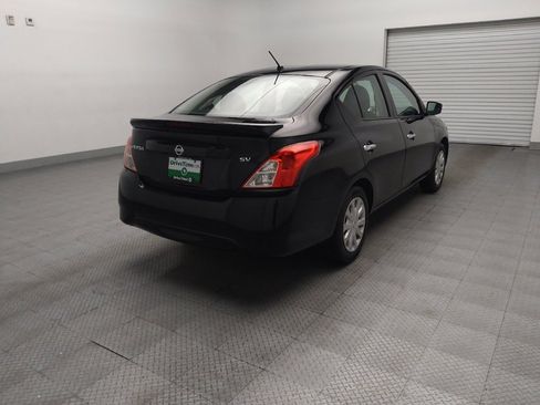 Used 2019 Nissan Versa SV image 9