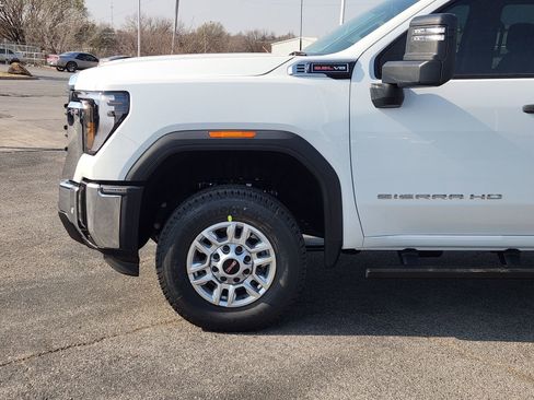 New 2026 GMC Sierra 2500 Pro w/ 1SA Pro Safety Plus Package image 9