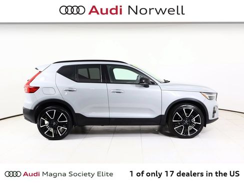 Used 2024 Volvo XC40 B5 Ultimate w/ Protection Package Premier AWD/4WD image 17