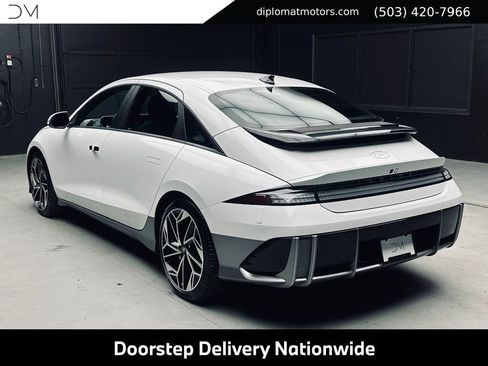 Used 2025 Hyundai Ioniq 6 SEL AWD/4WD image 5