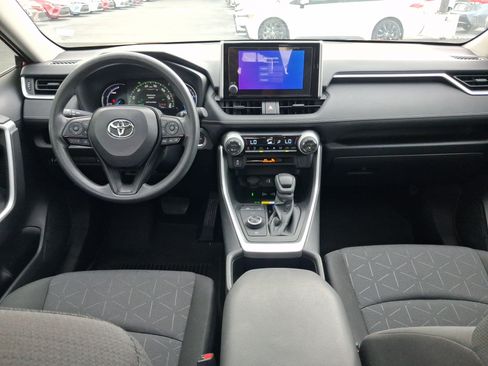 Used 2025 Toyota RAV4 XLE w/ Convenience Package AWD/4WD image 16