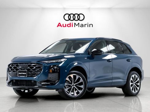 New 2026 Audi Q3 quattro 2.0T AWD/4WD image 1