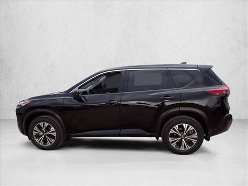 Used 2021 Nissan Rogue SV AWD/4WD image 2