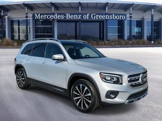 Used 2022 Mercedes-Benz GLB 250 4MATIC image 1