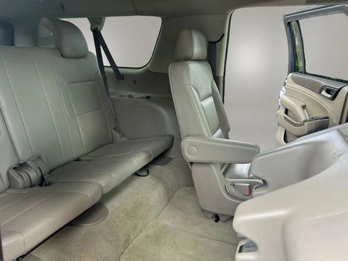 Used 2018 GMC Yukon XL SLT w/ HD Trailering Package RWD image 10