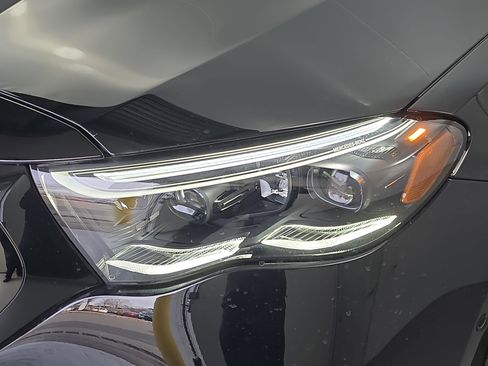 New 2026 Mercedes-Benz E 53 AMG e 4MATIC Sedan image 31