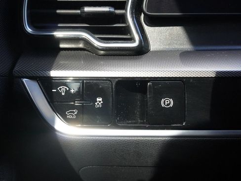 Used 2024 Kia Sportage SX FWD image 41