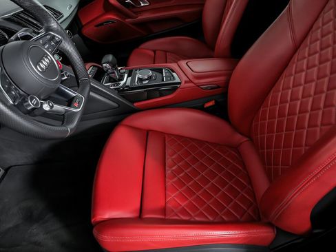 Used 2021 Audi R8 V10 performance image 25