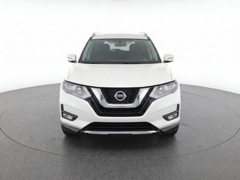 Used 2018 Nissan Rogue SV w/ Premium Package FWD image 8