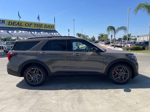 New 2026 Ford Explorer ST AWD/4WD image 6
