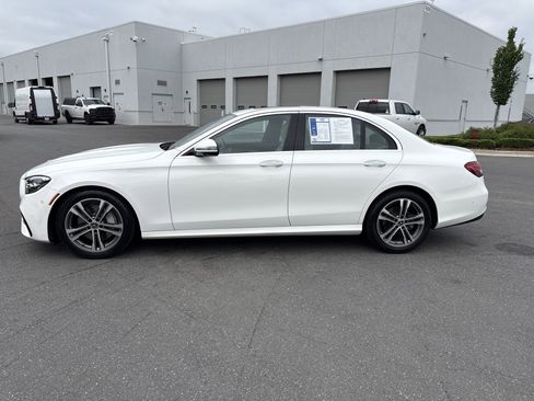 Used 2021 Mercedes-Benz E 350 4MATIC Sedan w/ Premium Package image 6