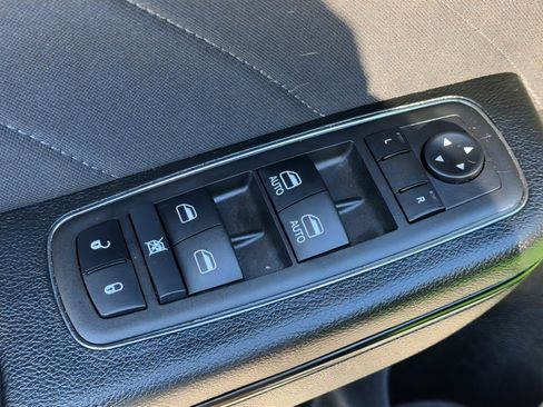 Used 2023 Dodge Charger R/T w/ Blacktop Package image 23