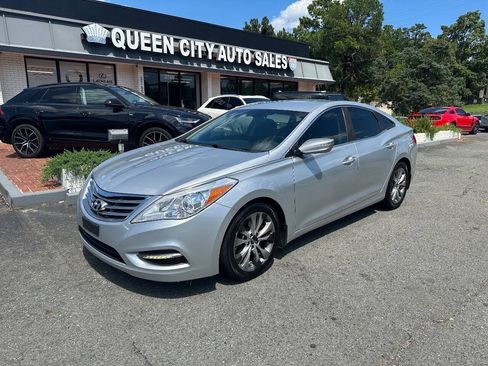 Used 2013 Hyundai Azera FWD image 2