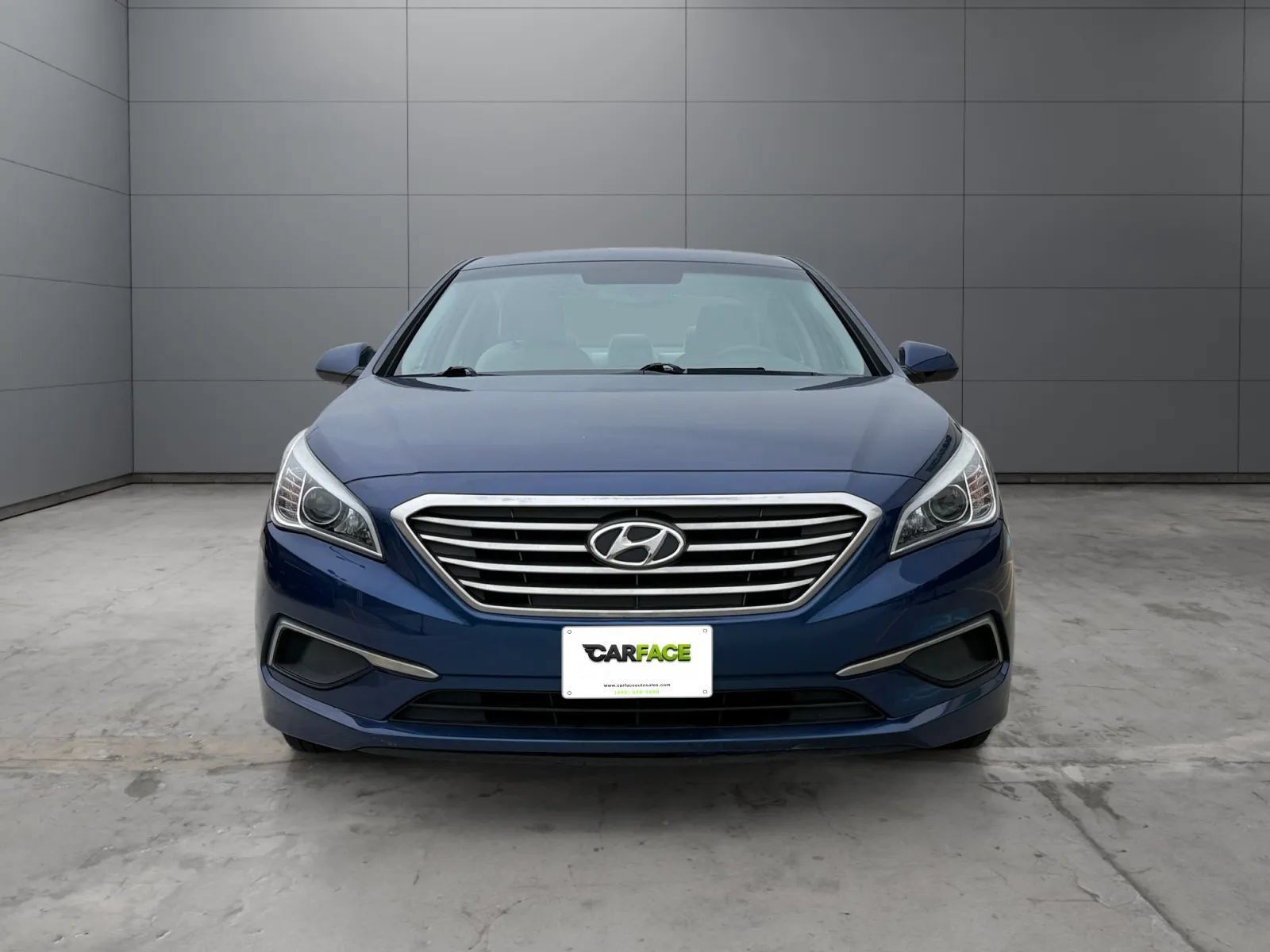 Used 2017 Hyundai Sonata SE FWD image 2